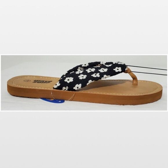 New Wave Zone Womens Flip Flops Slip On Black With White Floral Tan Size 11 - Picture 5 of 16